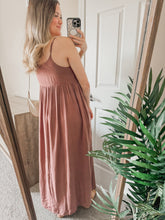 Load image into Gallery viewer, Sorrento Maxi Dress
