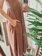 Load image into Gallery viewer, Sorrento Maxi Dress
