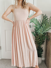 Load image into Gallery viewer, Middleton Maxi Dress (Dusty Pink)
