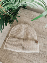 Load image into Gallery viewer, Pearl Bow Beanie
