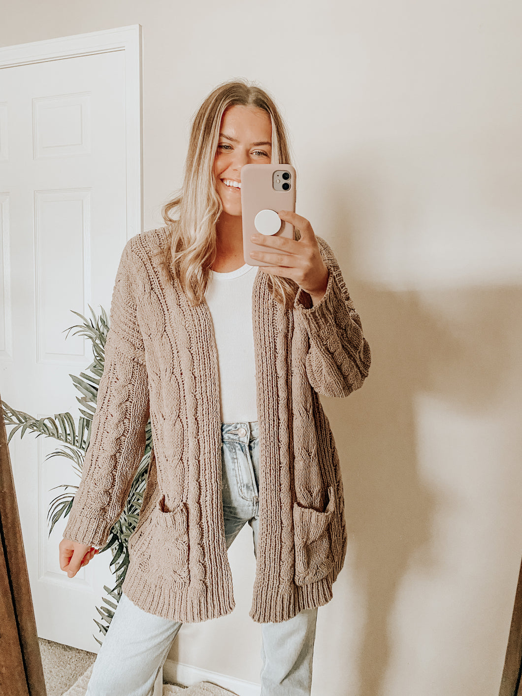 Snuggle Weather Cardigan (Mocha)